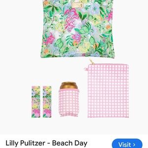 Lilly Pulitzer beach day pouch set NWT
